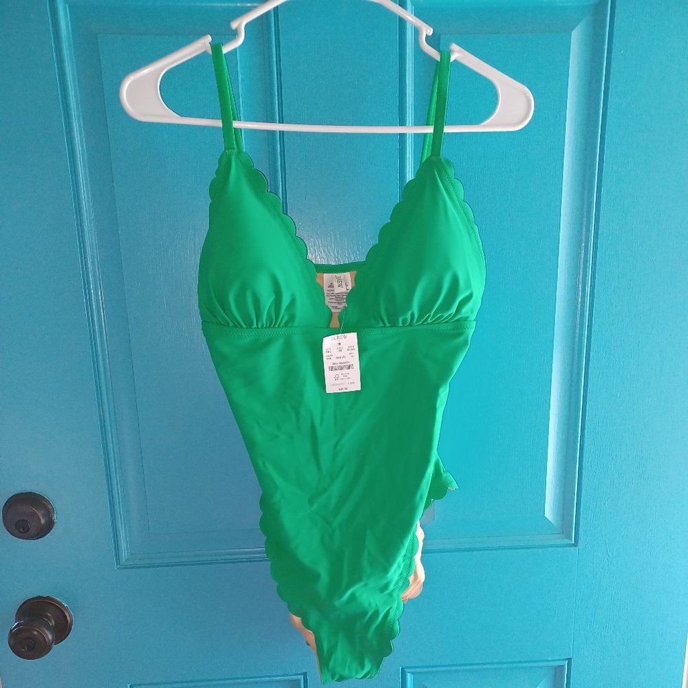 J Crew Green Scalloped One Piece Medium Swimsuit NWT